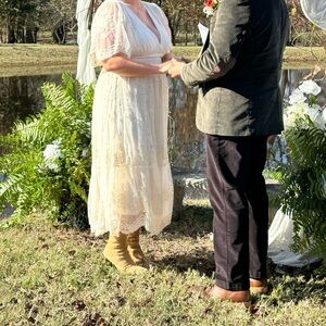 Baltic born 	
Clarisa Lace Midi Dress | Vintage Cream